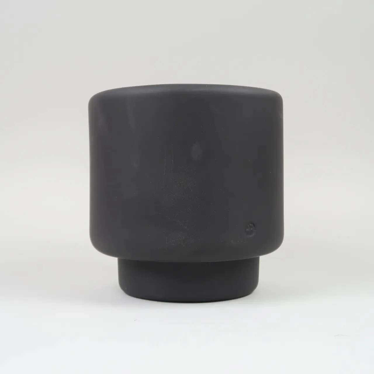 Aaron Probyn Botany Plant Pot - Graphite Black (Medium - 15cm) - Image 2