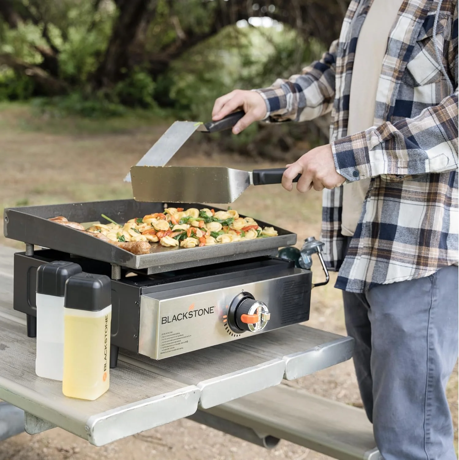Blackstone 17 inch Gas Tabletop Griddle - Image 2