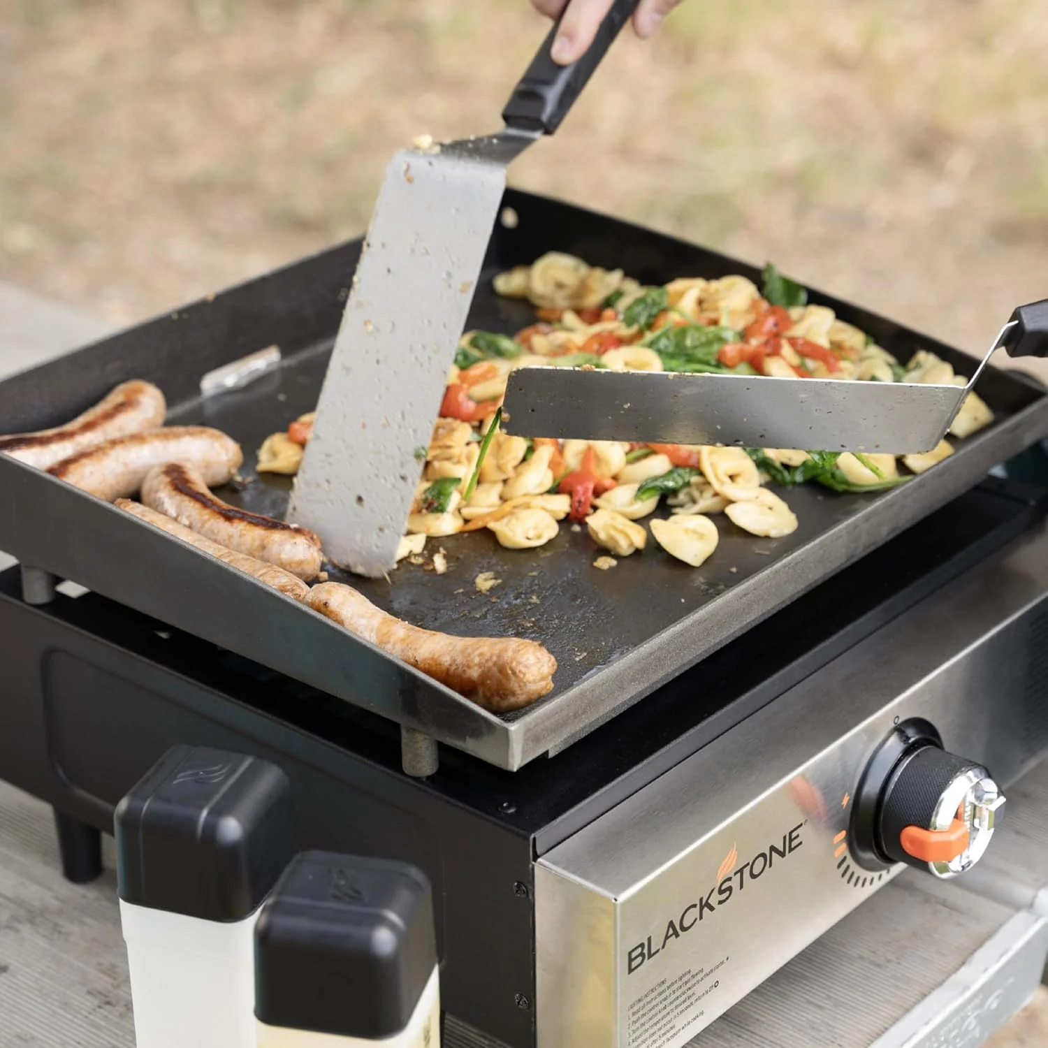 Blackstone 17 inch Gas Tabletop Griddle - Image 3