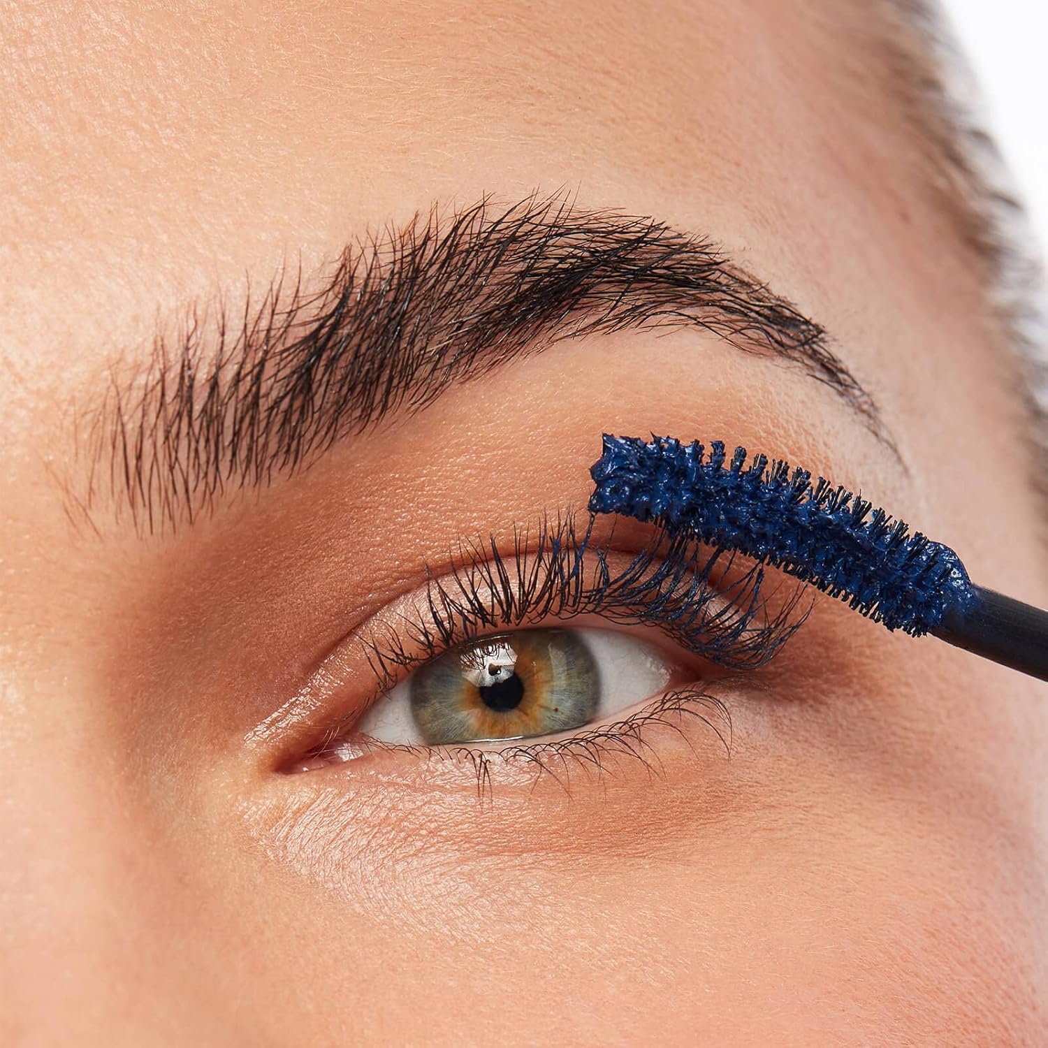 Eyeko Lash Alert Lift & Curl Mascara - Blue | Caffeine-infused - Image 5