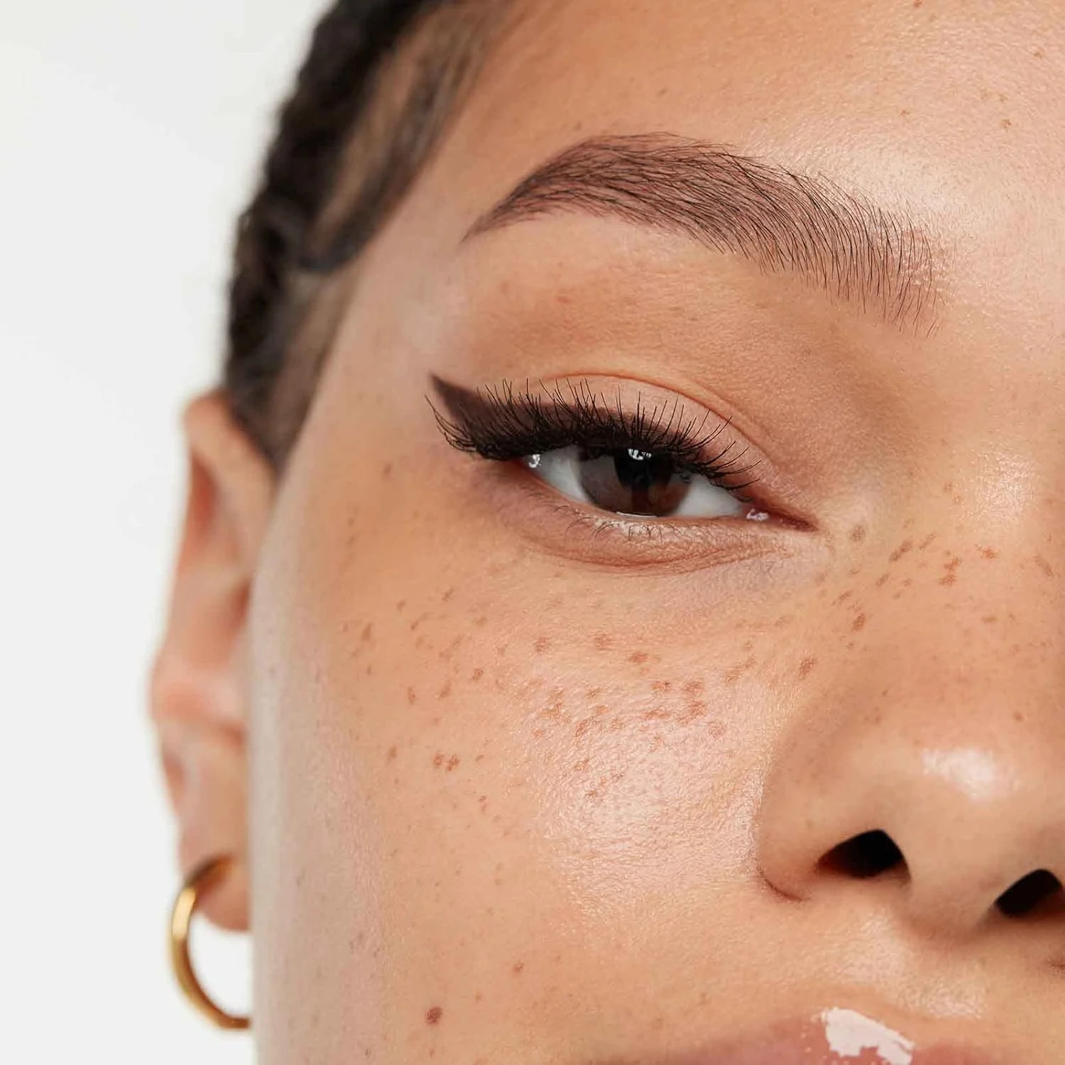 Eyeko Limitless Long-Wear Pencil Eyeliner - Image 4