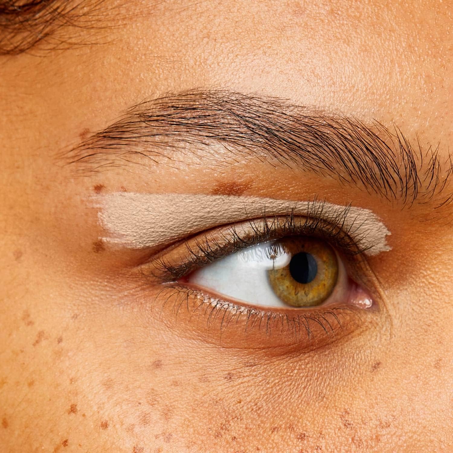 Illamasqua Eye Paint Longwear Liquid Shadow - Chai Custard - Image 2