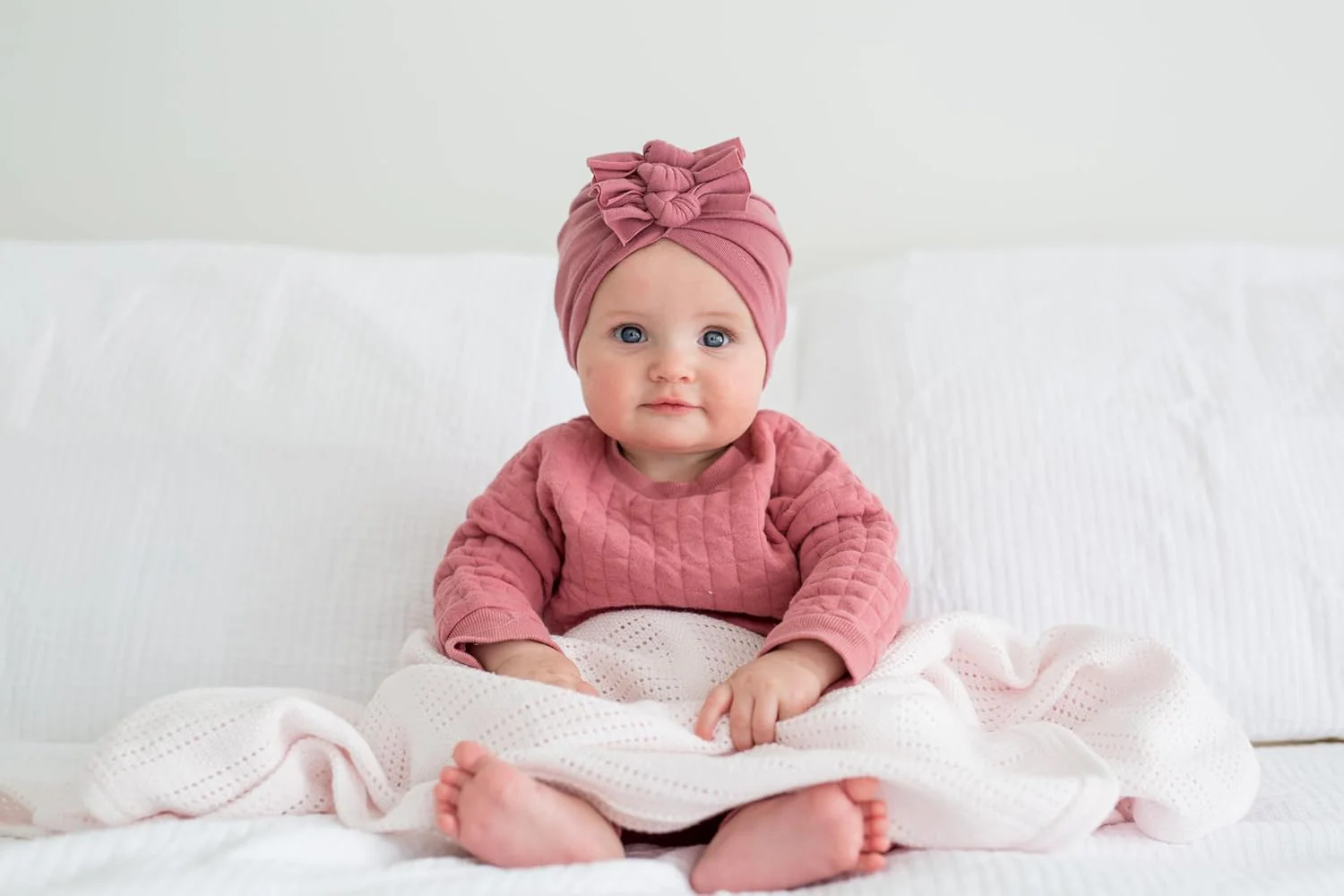 lulujo Baby Cellular Baby Blanket - Pink - Image 2