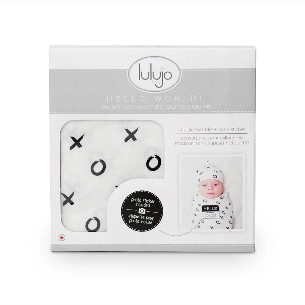 Lulujo – Bamboo Hat and Swaddle Blanket Gift Set – Hugs & Kisses - Image 2