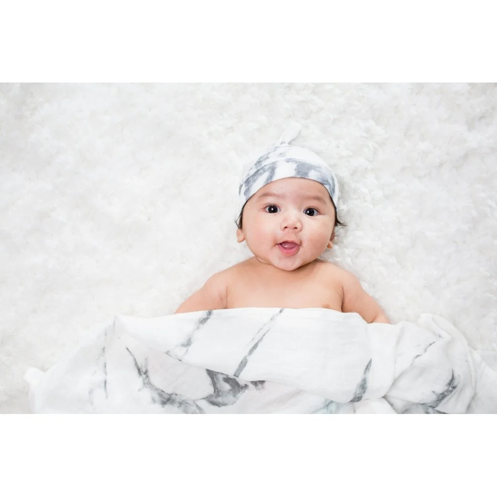 Lulujo Bamboo Hat and Swaddle Blanket - Marble-0-3M - Image 3