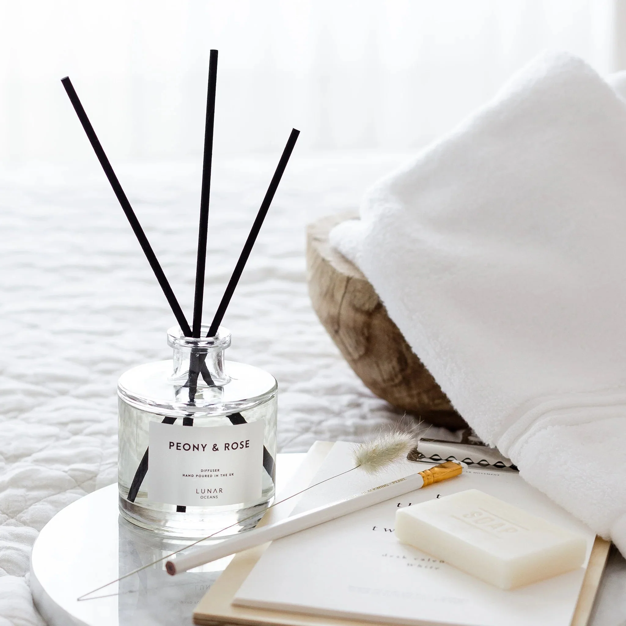 Lunar Ocean Peony & Rose Reed Diffuser, 200ml - Image 3