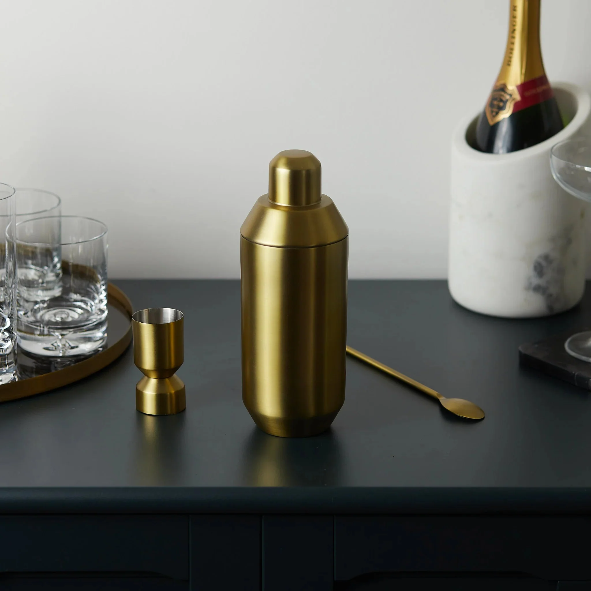 Lunar Oceans Cocktail Shaker Kit - Gold - Image 7