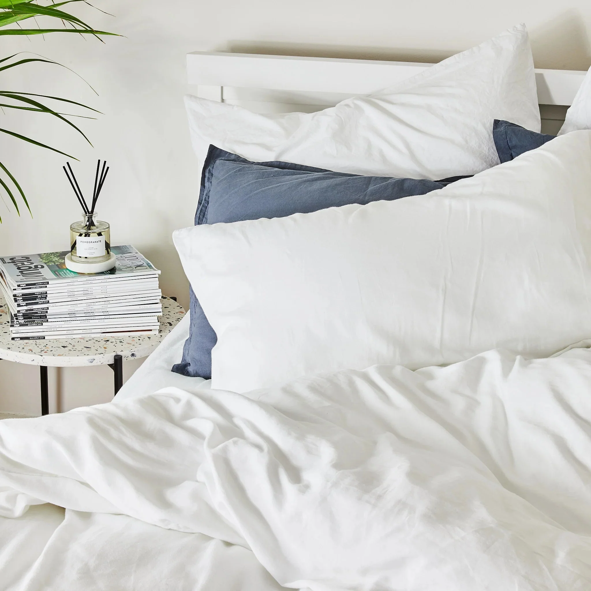 Lunar Oceans Luxe Soft Cotton Bedding Bundle: Pillowcases, Duvet Cover & Fitted Sheet - Various Colours & Sizes - Image 3