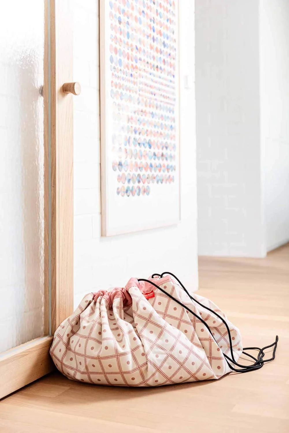 Play & Go Drawstring Play Mat Storage Bag - Geo Coral Print - Image 5