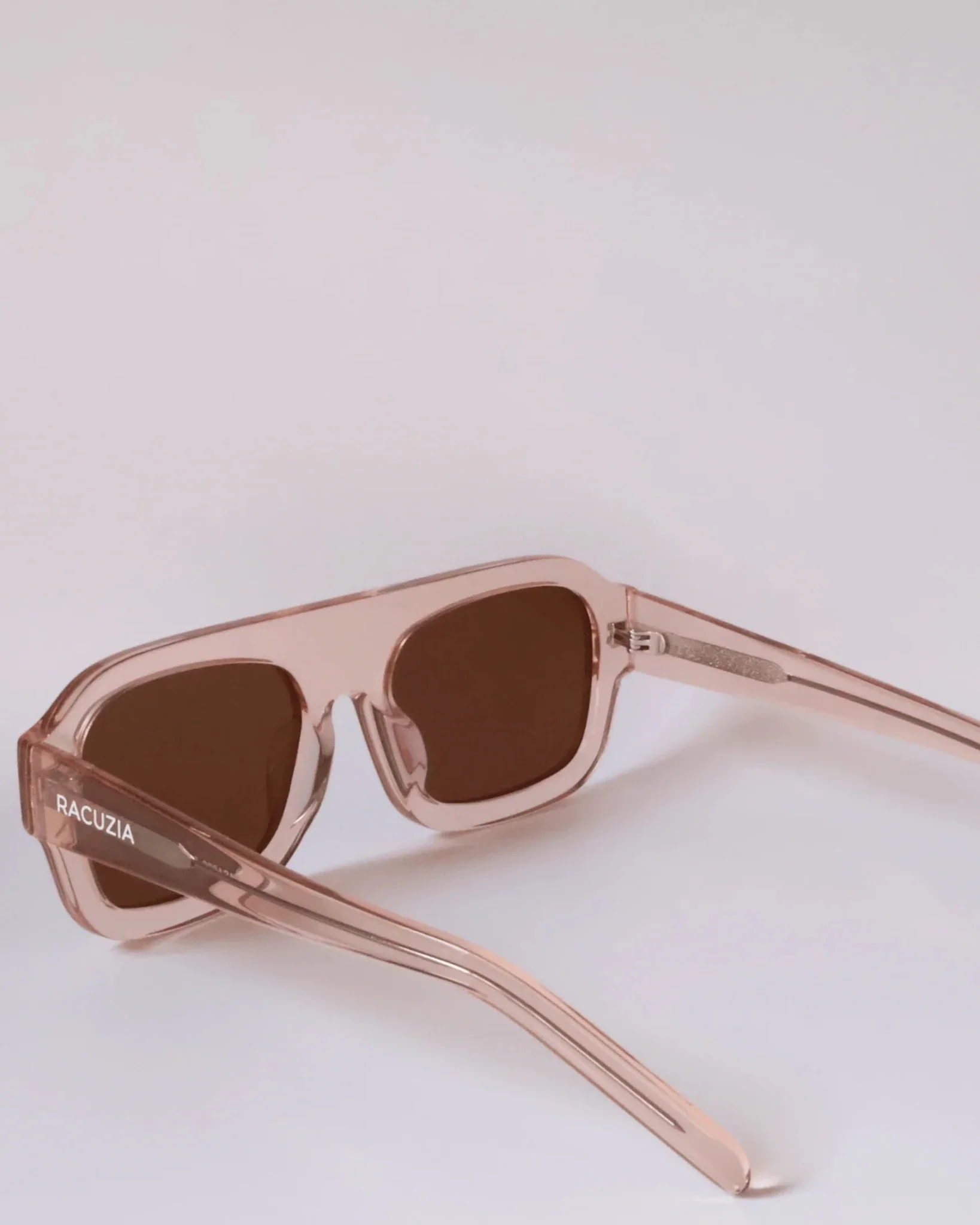 RACUZIA Sunglasses - Yara | Transparent Pink Nude 01 - Image 3