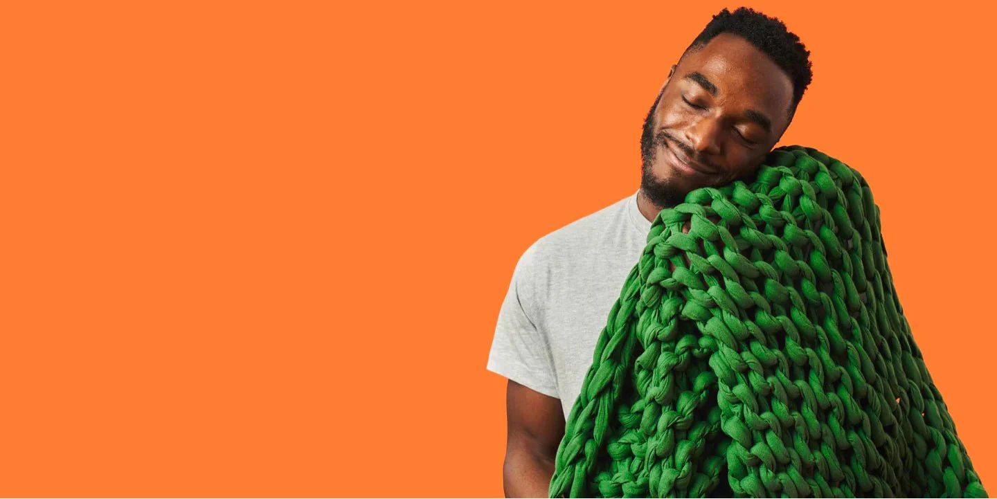 REMY Knitted Weighted Blanket - Forest Green (6.3KG) - Image 2