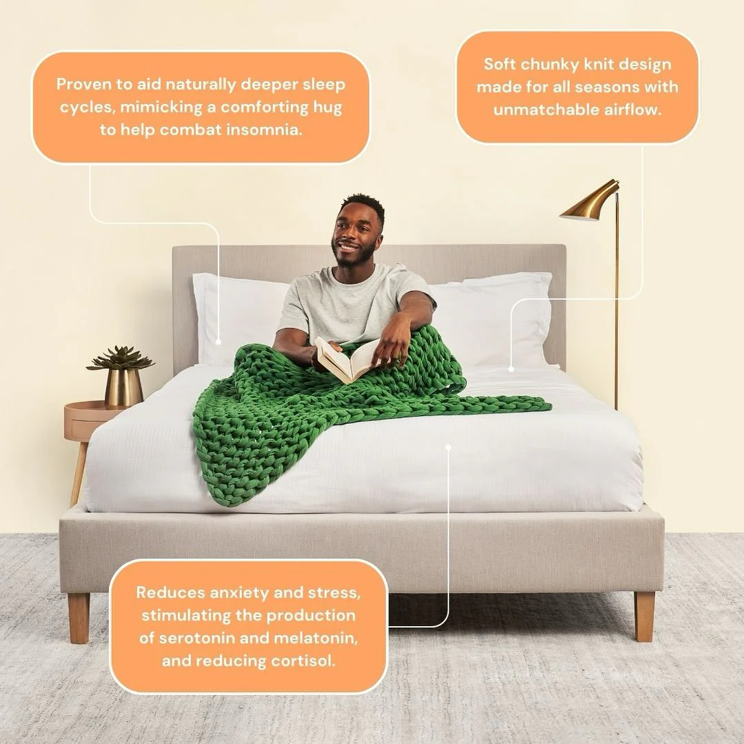 REMY Knitted Weighted Blanket - Forest Green (6.3KG) - Image 4