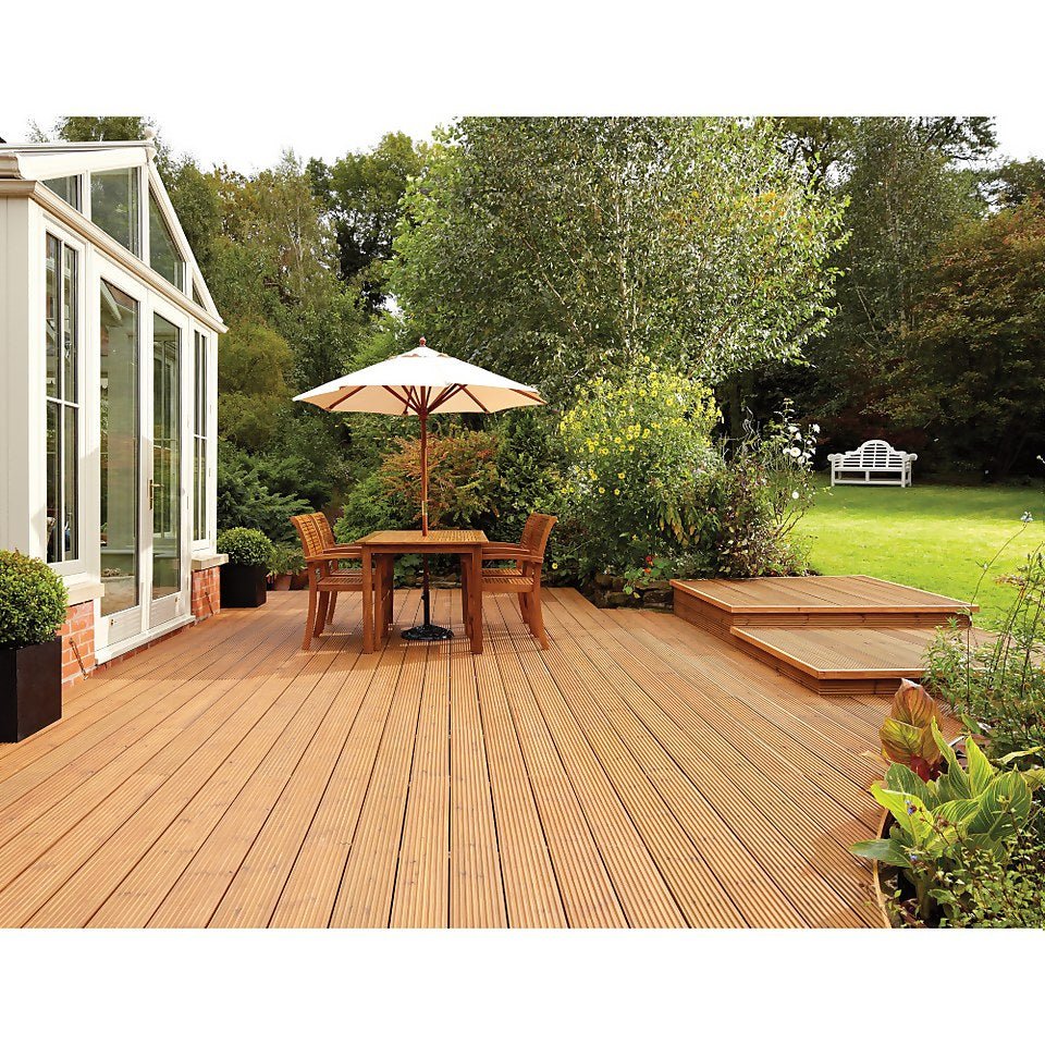 Ronseal Ultimate Protection Decking Stain 2.5 litres - Mahogany - Image 2