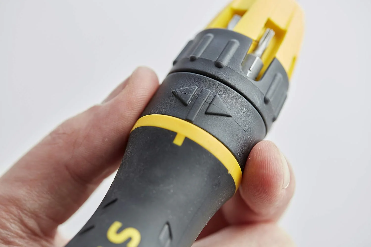 STANLEY 0-68-010 Multibit Ratchet Screwdriver + 10 Bits - Image 4