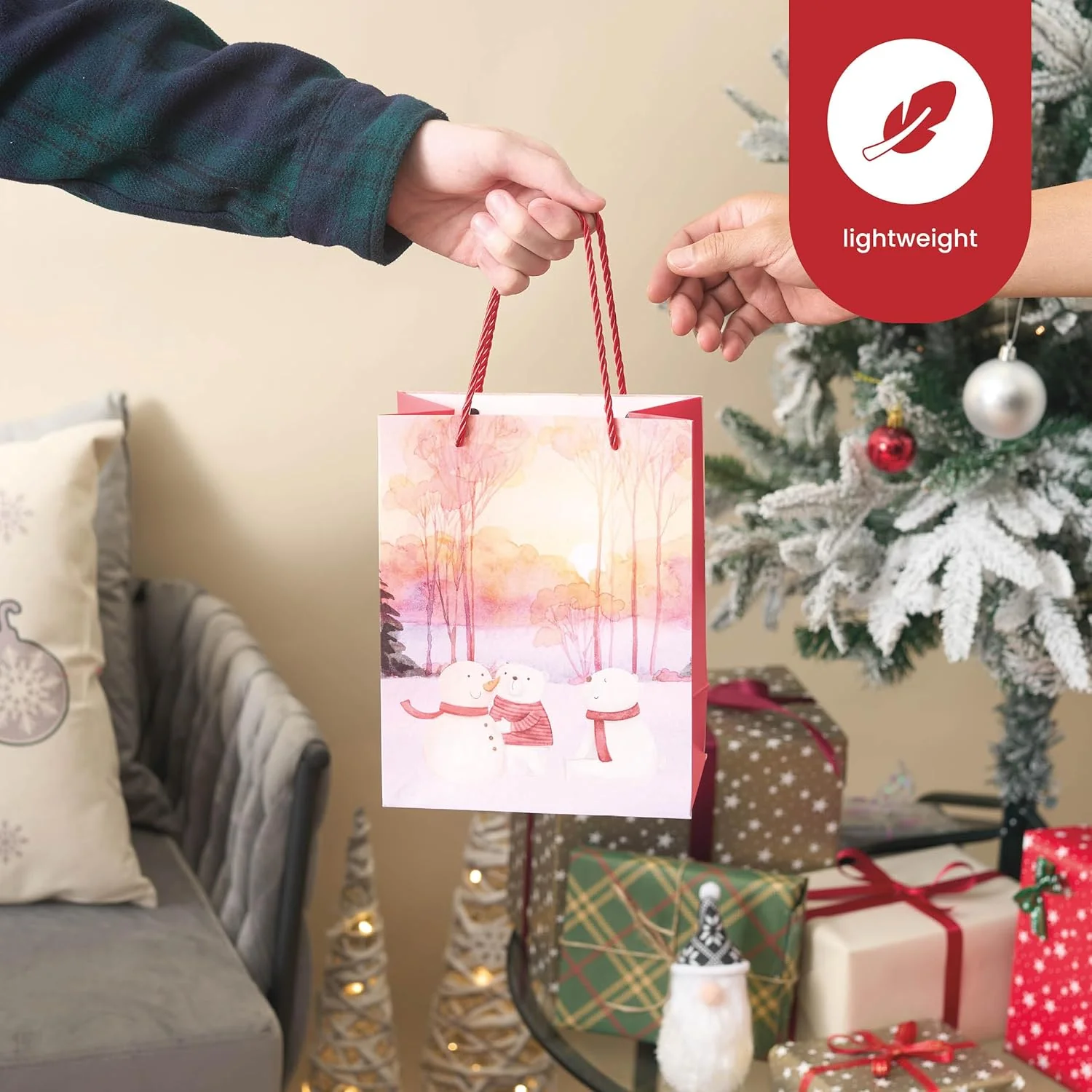 THE TWIDDLERS 6 Gift Bags for Christmas with Handles - 24cm x 18cm - Image 3