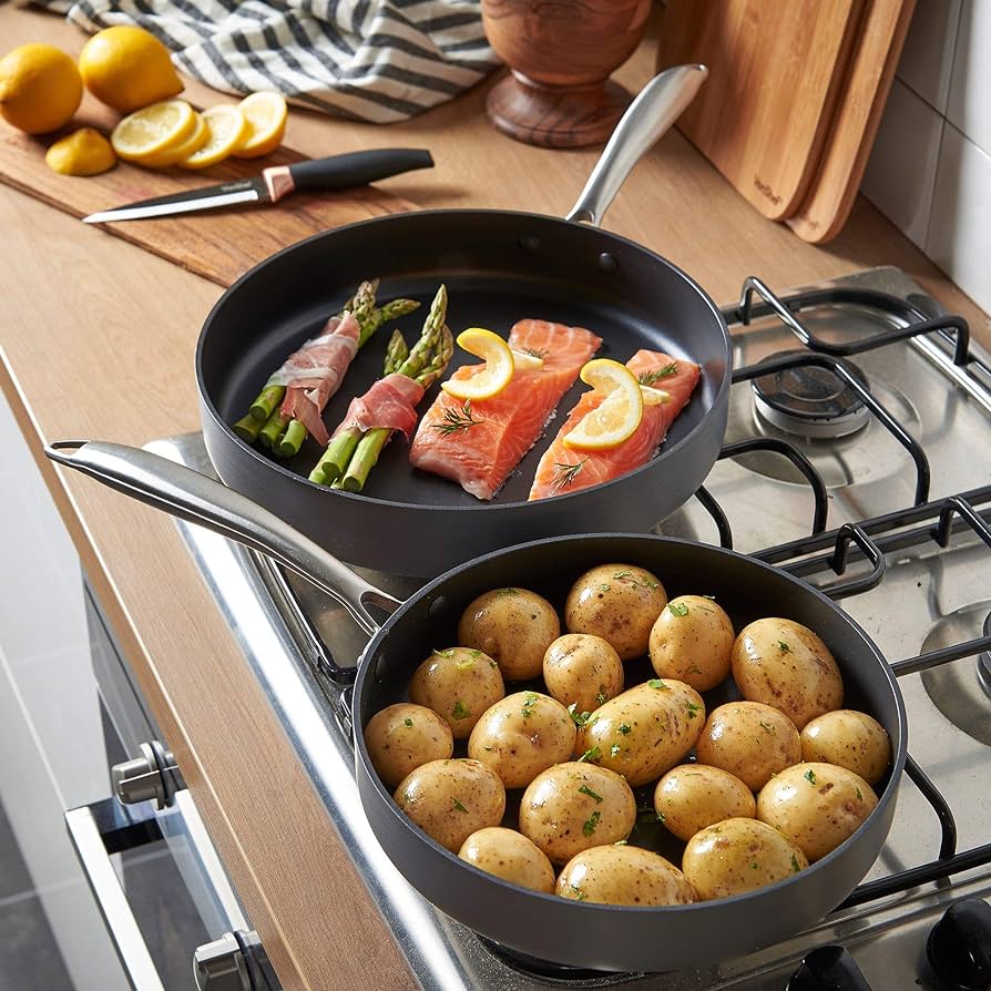 VonShef Non-Stick Frying Pan Set - 2 piece - Image 3