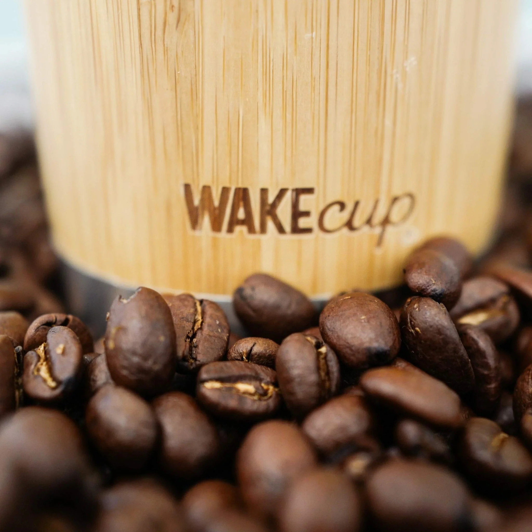 WakeCup Reuseable Bamboo Coffee Cup 420ml - Image 3